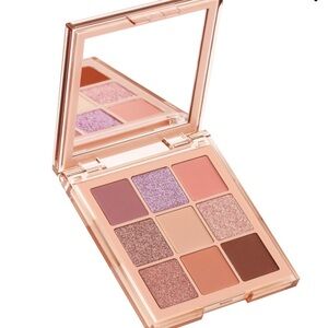 NIB HUDA Beauty NUDE LIGHT Obsessions Eyeshadow Palette